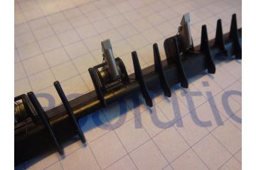 99A2035 Блок (узел) отсекателей (сепараторов, стрипперсов) тефлонового нагревательного вала для Lexmark T630/T632/T634/ T640/ T650 (Япония)